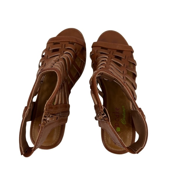 Cupcake Couture Brown Hellan Gladiator Block Heel Sandals Size 3 Girl's - Picture 5 of 9